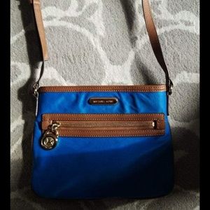 Michael kors crossbody
